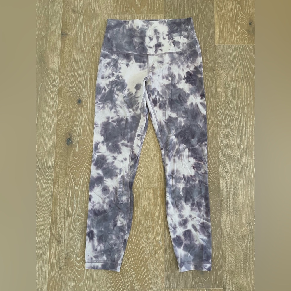 Lululemon Align Legging 25”- Size 6